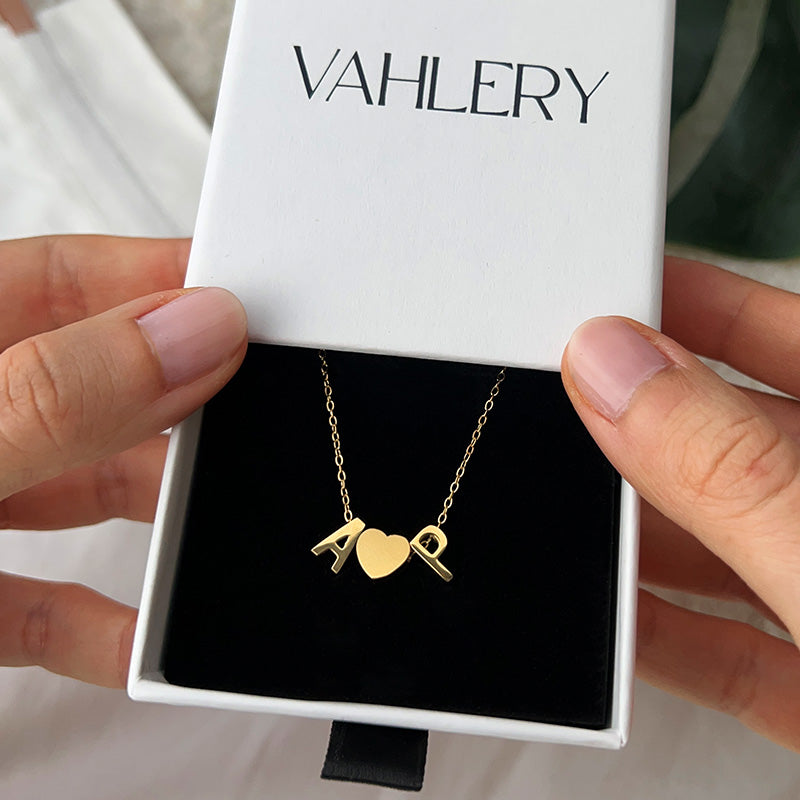 Bella – Halskette mit Buchstabe