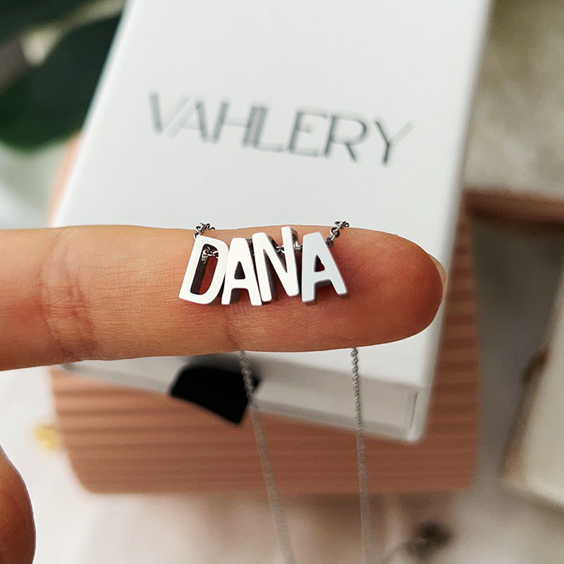 Bella – Halskette mit Buchstabe