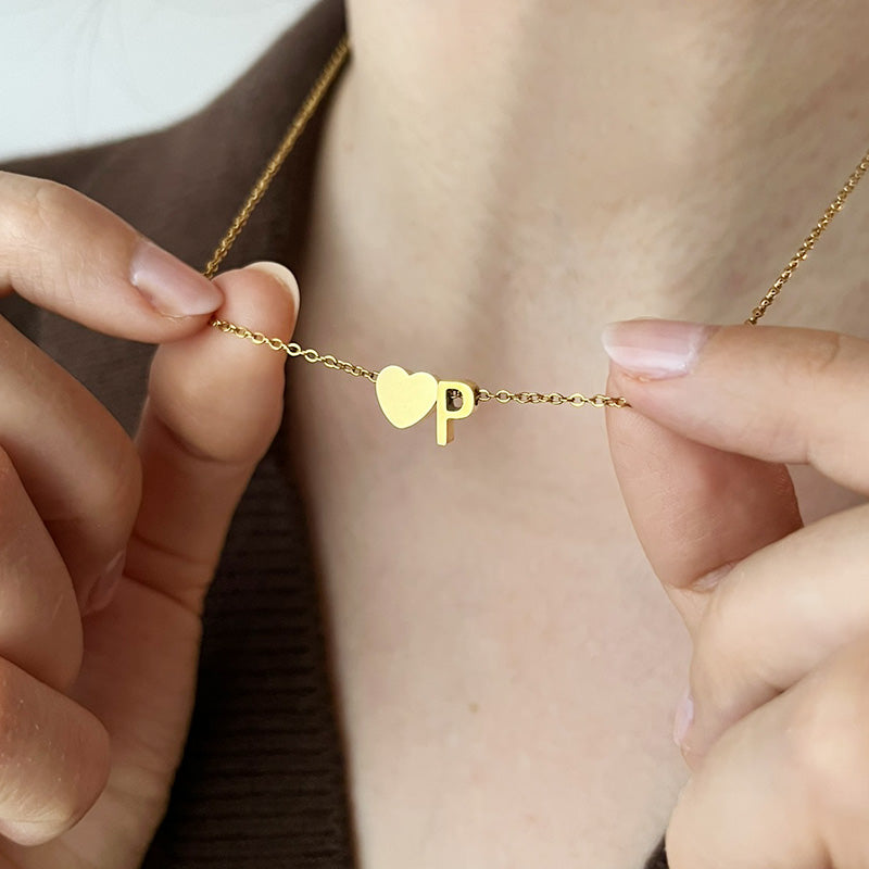 Bella – Halskette mit Buchstabe