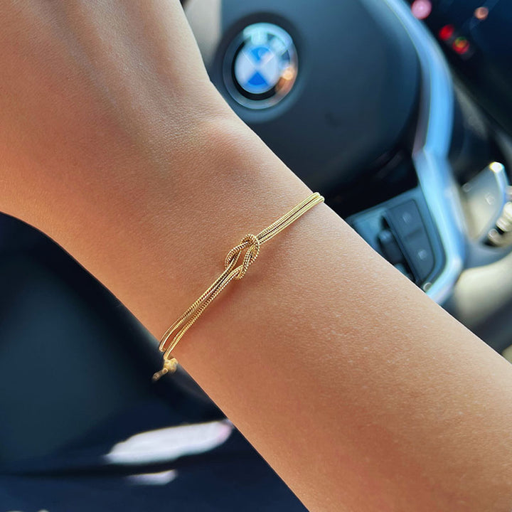 Liebesknoten – Partnerarmband mit Knoten