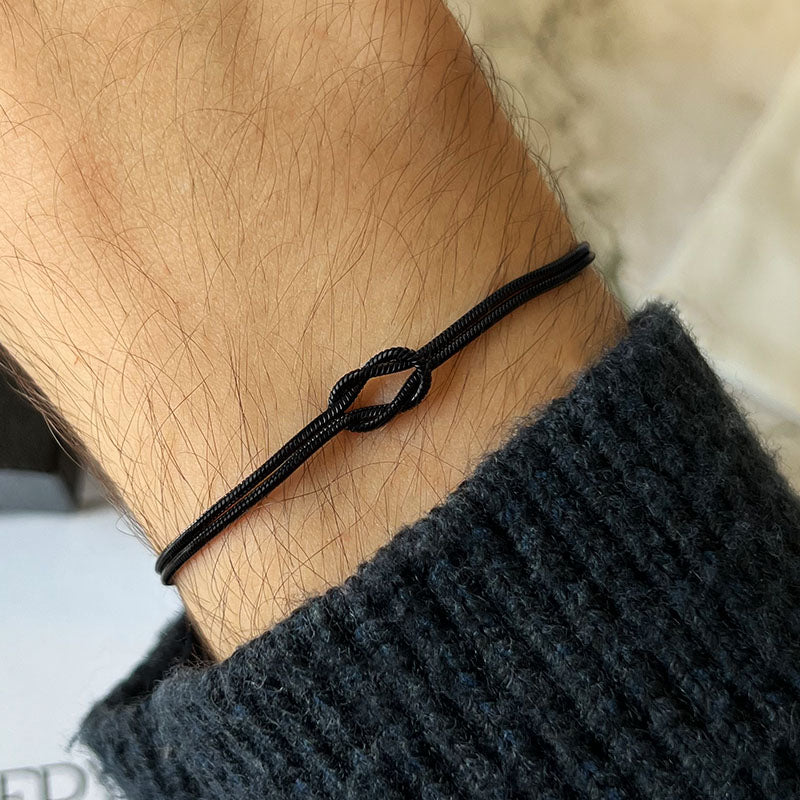 Liebesknoten – Partnerarmband mit Knoten