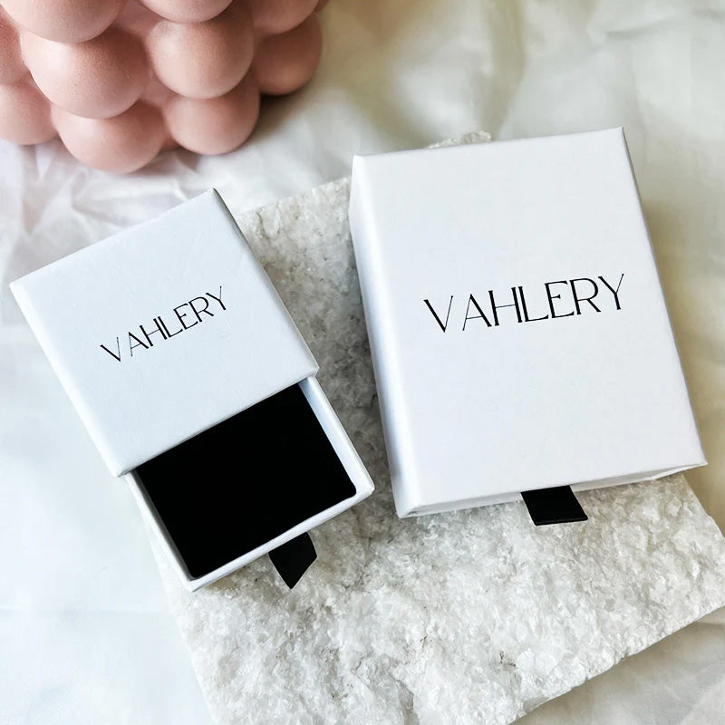 Elani – Ring mit Buchstabe & Geburtsstein