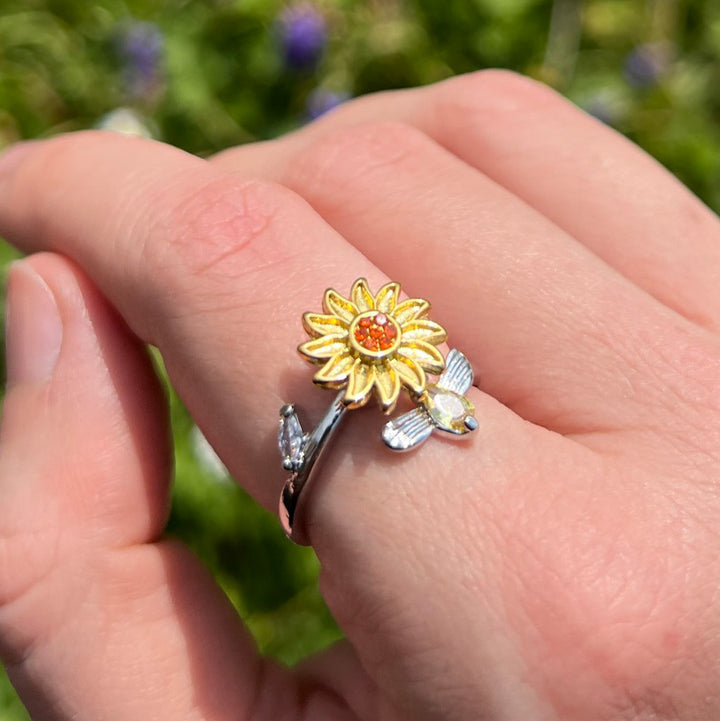 Happy Bee – Ring mit Biene und drehbarer Sonnenblume