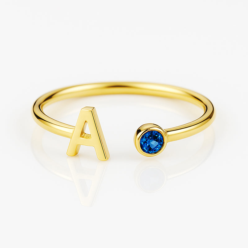 Elani – Ring mit Buchstabe & Geburtsstein
