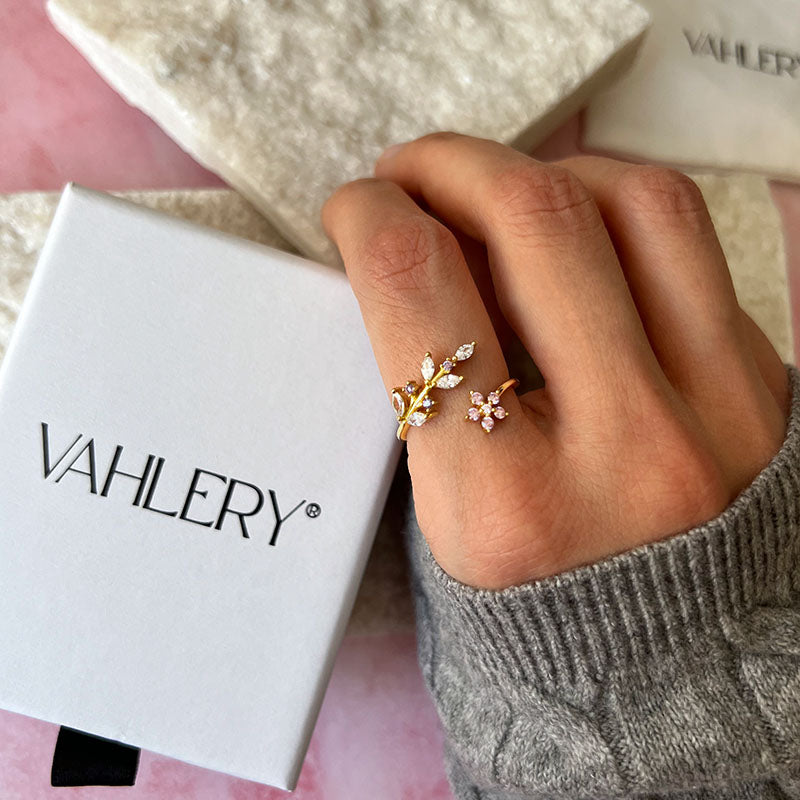 Lavender – Blütenring mit funkelndem Zirkonia