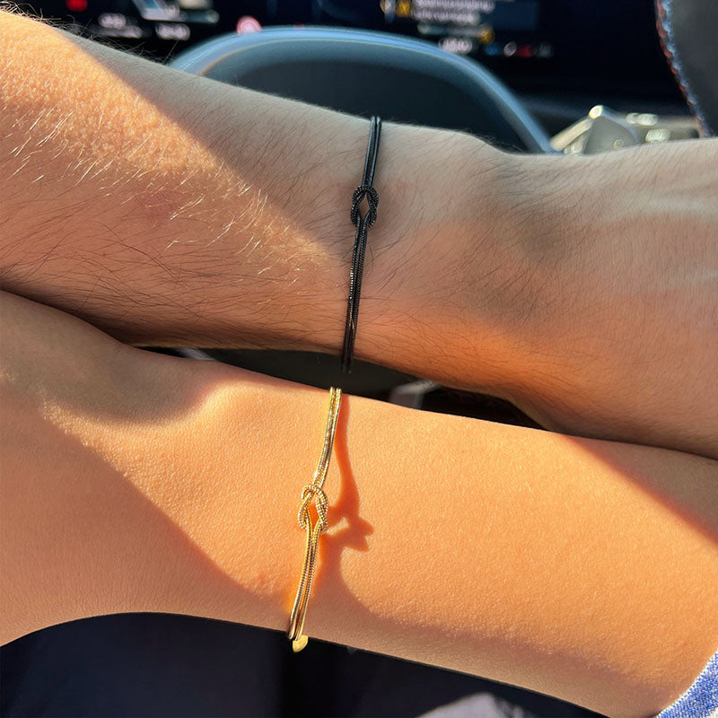 Liebesknoten – Partnerarmband mit Knoten