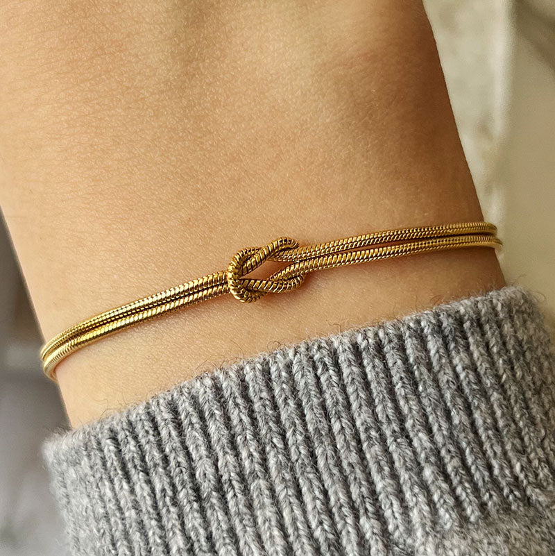 Liebesknoten – Partnerarmband mit Knoten
