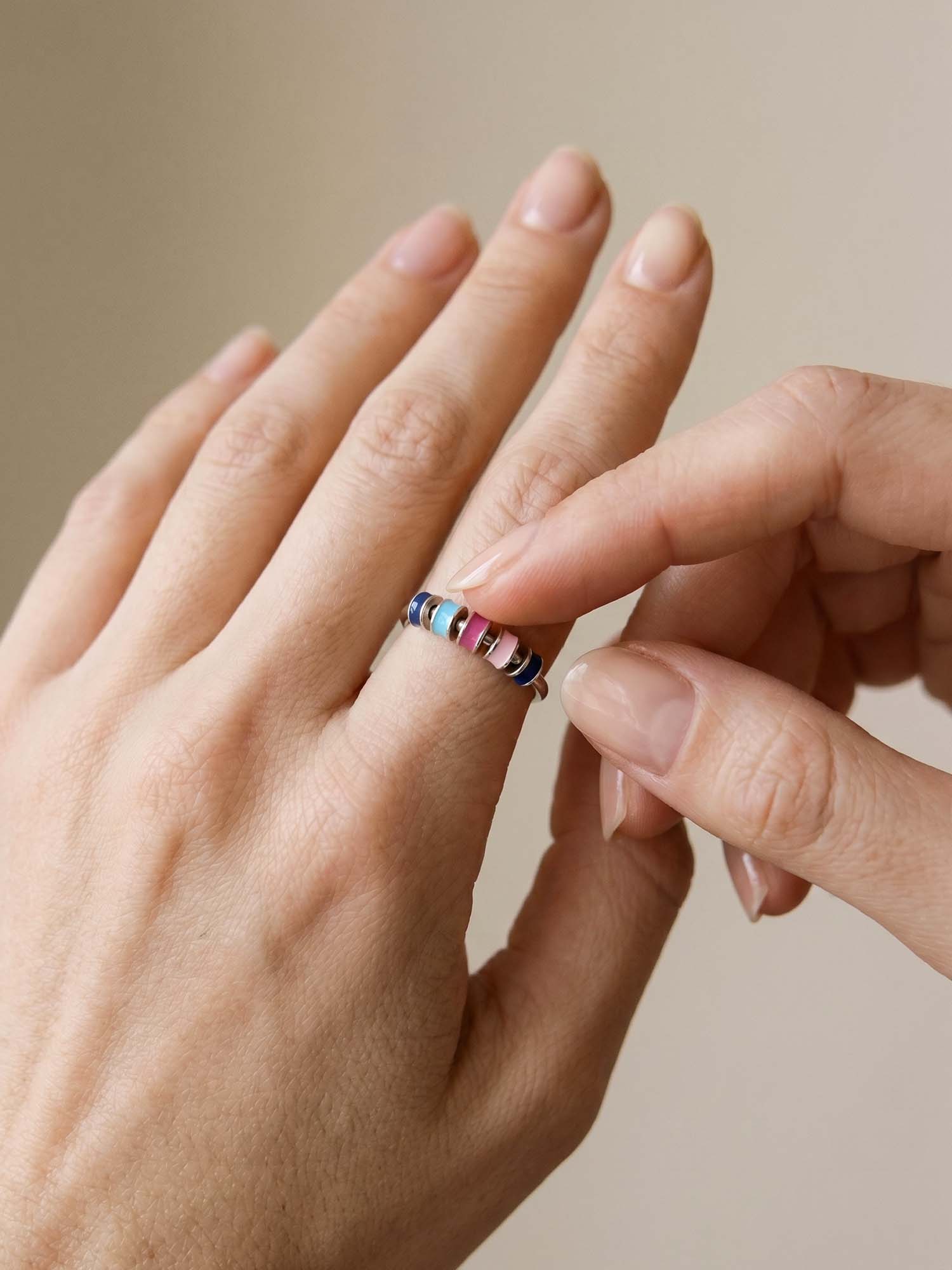 Nature – Fidget Ring mit bunten Perlen