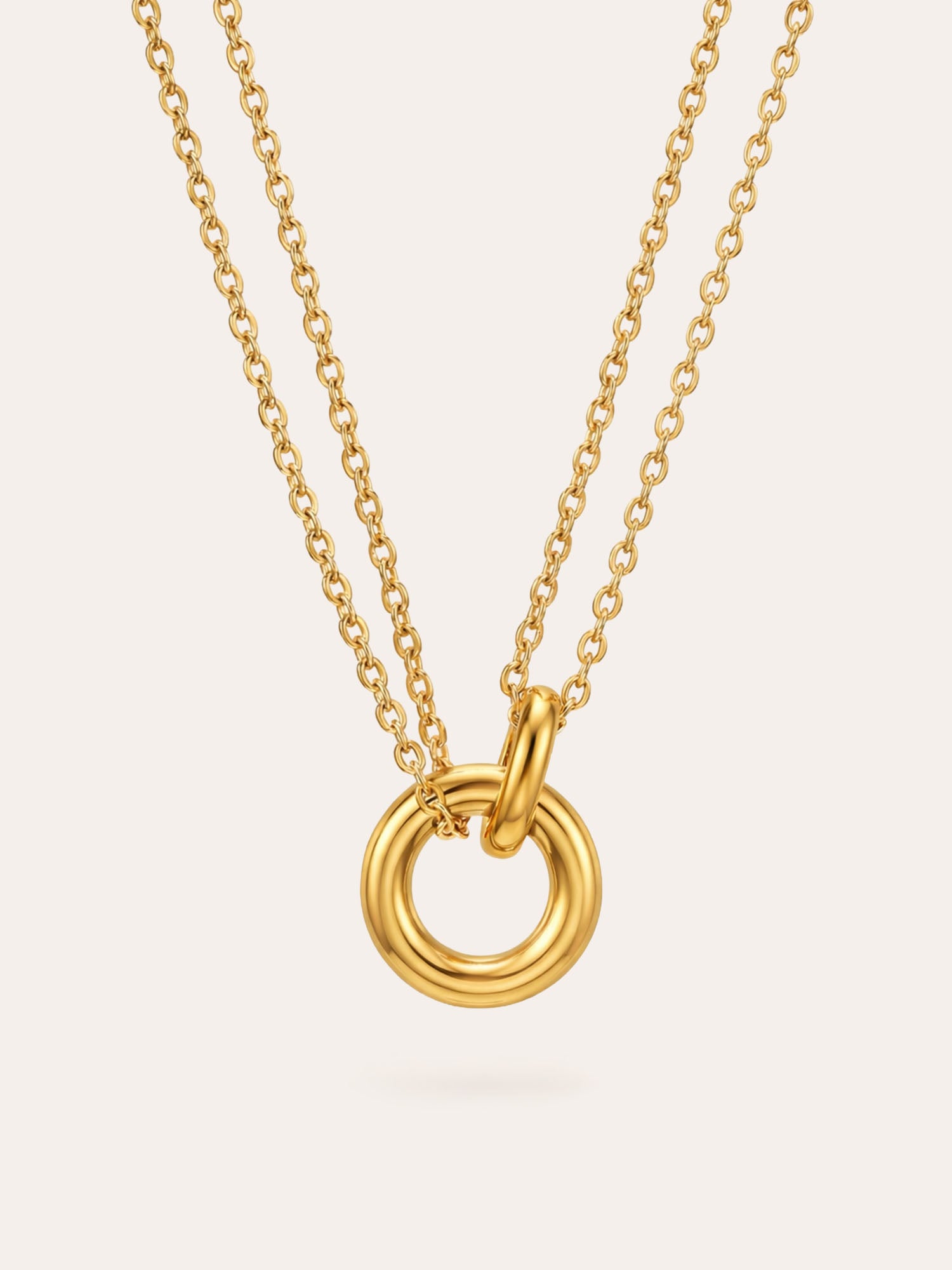 Noemi – Halskette mit Ring-Anhänger