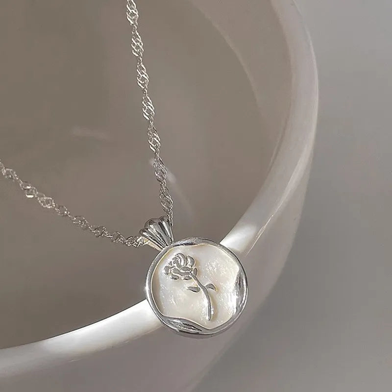 Daisy - Halskette mit Vintage Blume 925 Sterlingsilber
