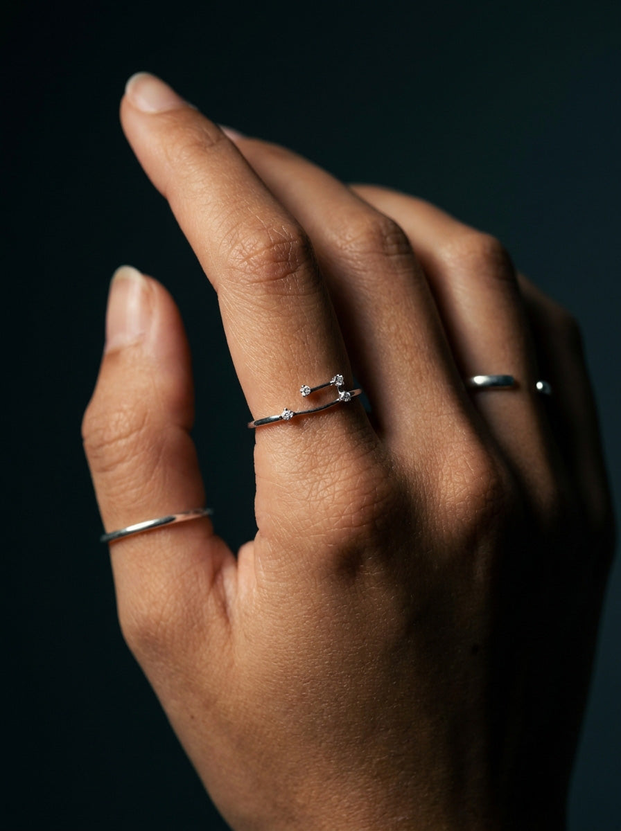 Stellara – anillo con circonitas del zodíaco