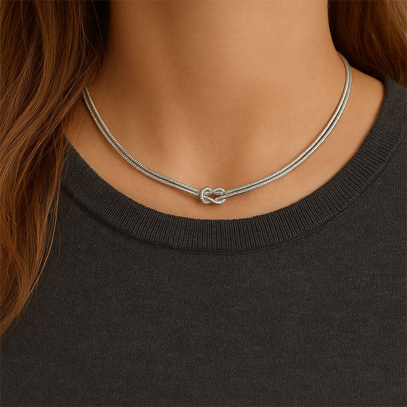 Liebesknoten – Halskette mit Knoten
