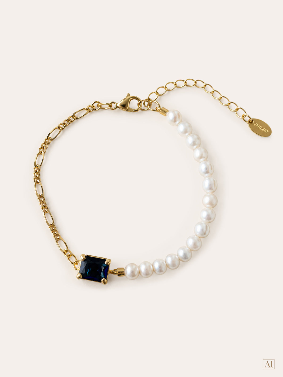 Perla – Perlenarmband mit Figaro-Kette & Zirkonia